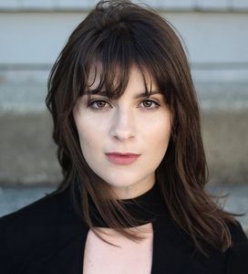 ErinYvette-headshot2