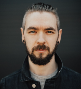 SeanMcLoughlin_ApprovedHeadshot